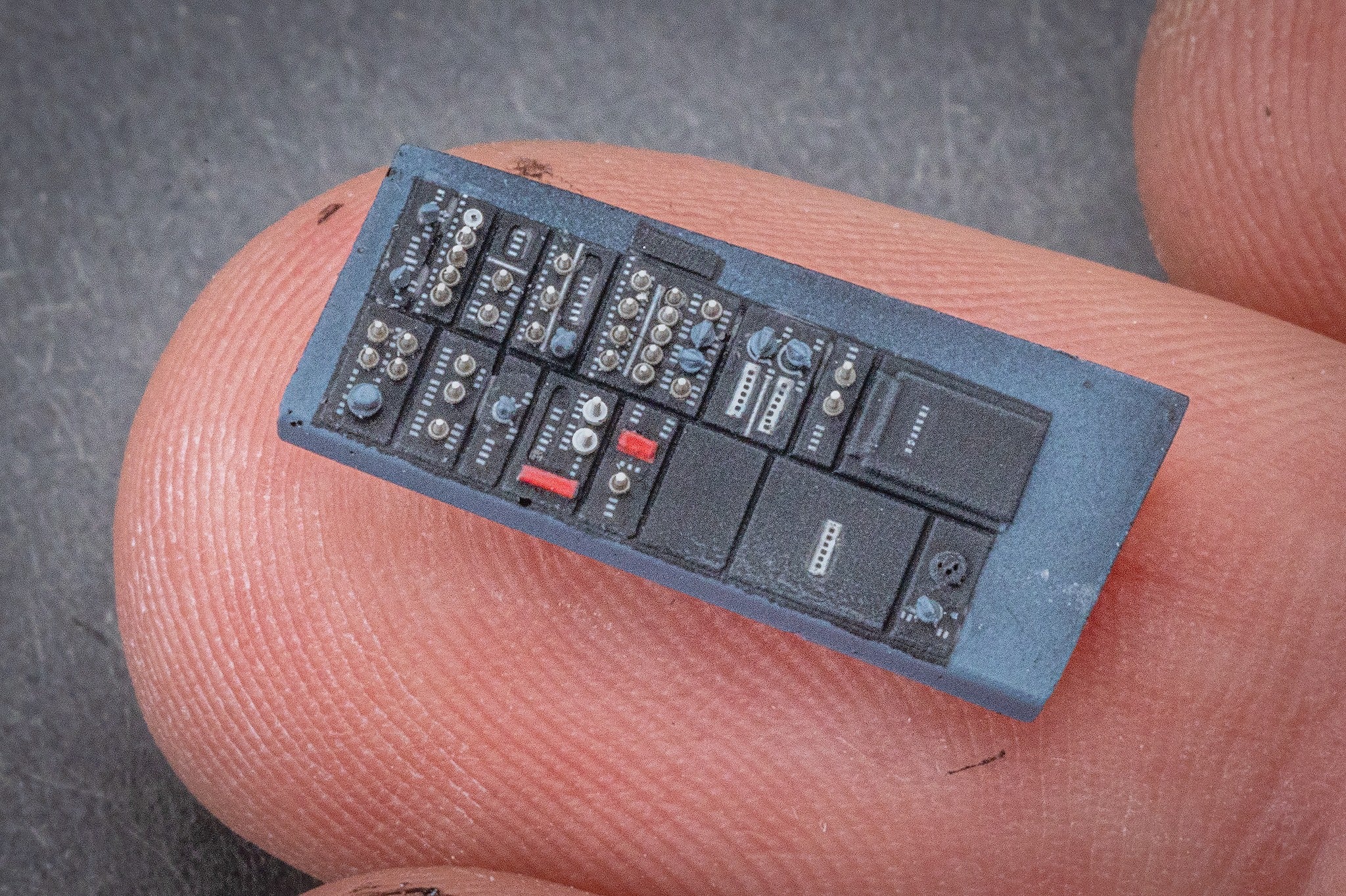 ANYZ 汎用ラベルデカールを使用したコックピット/内装ディテールの作例画像