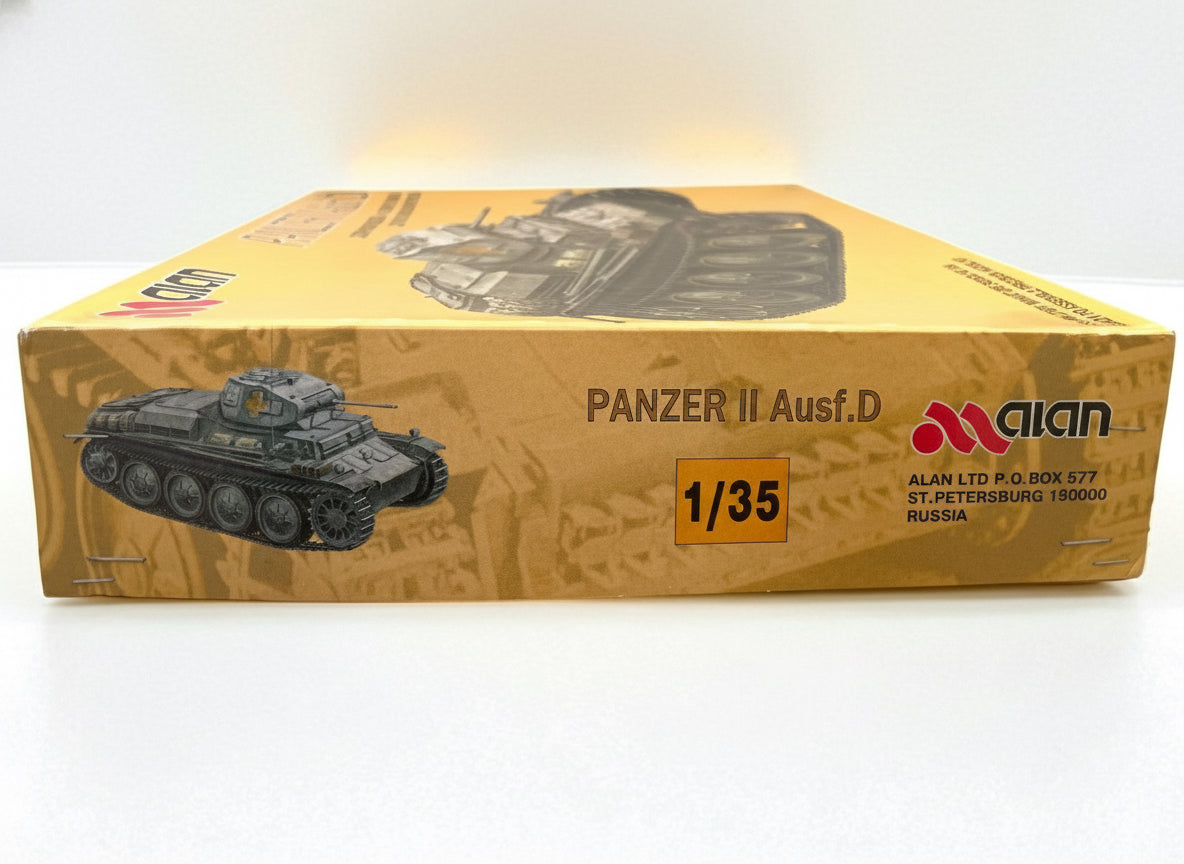 ボックス側面:製品名とスケール表記のみ