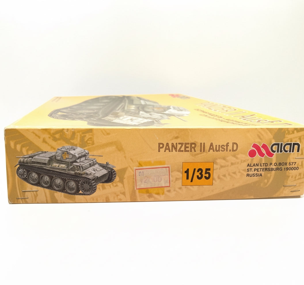 ボックス側面：価格シール付き、スケール表示1/35