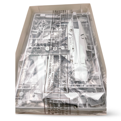 EA-18G グラウラー 1/48 プラッツ／イタレリ TPA-26 内容物 全体写真 パーツ袋入り